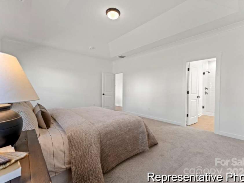 114 Peak View Road, Statesville, NC 28677.  MLS# CAR4327028, YatesRealty ID 3459. 