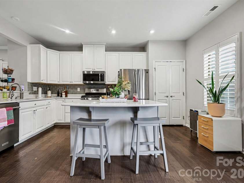 4031 Audubon Park Drive, Charlotte, NC 28217.  MLS# CAR4351993, YatesRealty ID 3459. 