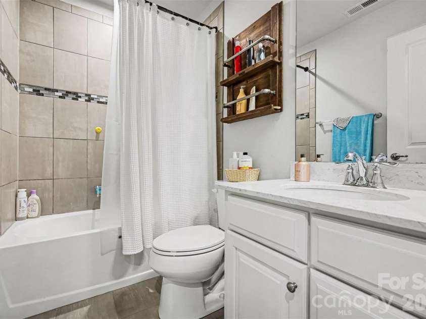 4031 Audubon Park Drive, Charlotte, NC 28217.  MLS# CAR4351993, YatesRealty ID 3459. 