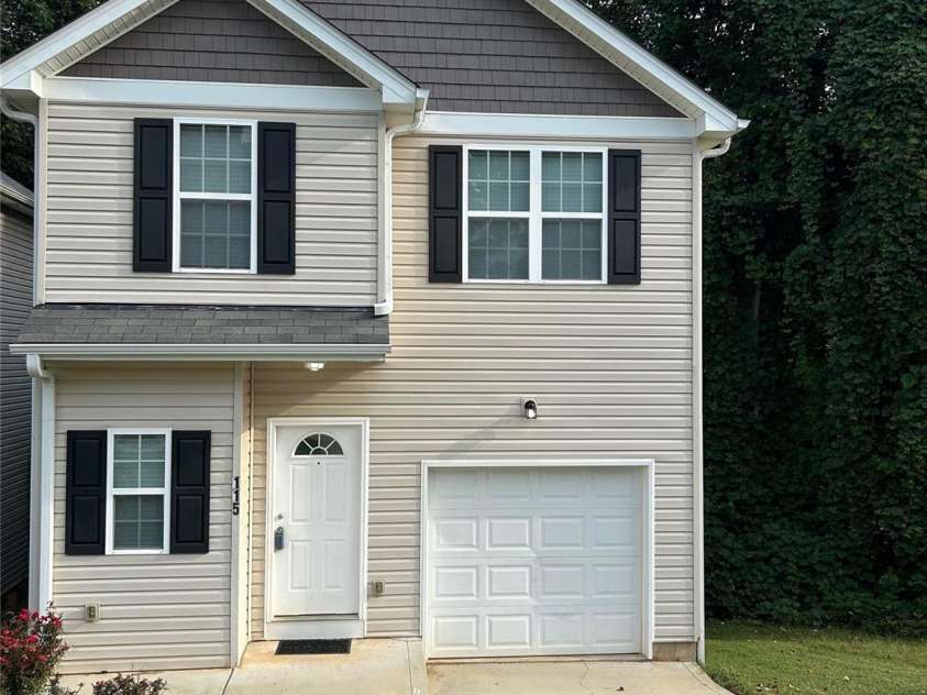 115 Lookout Point Place, Mooresville, NC 28115.  MLS# CAR4291464, YatesRealty ID 34590. 