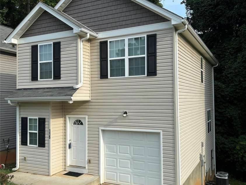 115 Lookout Point Place, Mooresville, NC 28115.  MLS# CAR4291464, YatesRealty ID 34590. 