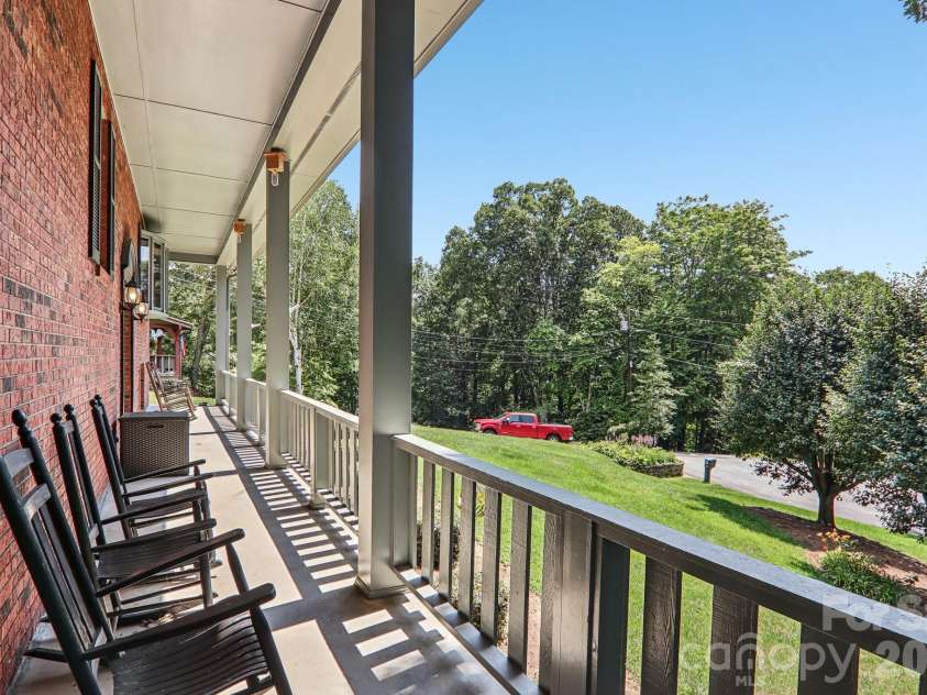 57 Chateau Place, Waynesville, NC 28786.  MLS# CAR4398098, YatesRealty ID 34591. 