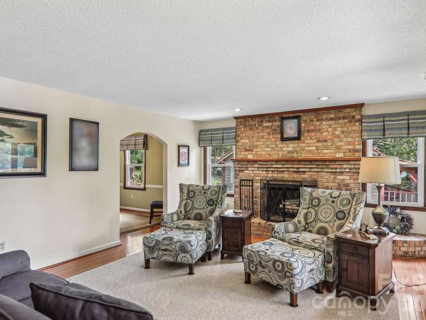 57 Chateau Place, Waynesville, NC 28786.  MLS# CAR4398098, YatesRealty ID 34591. 