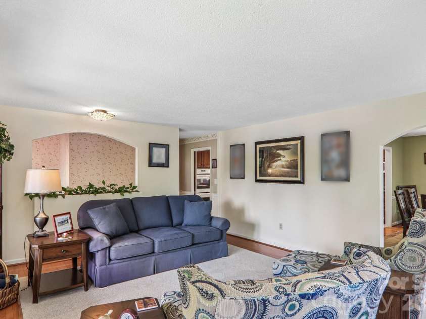 57 Chateau Place, Waynesville, NC 28786.  MLS# CAR4398098, YatesRealty ID 34591. 