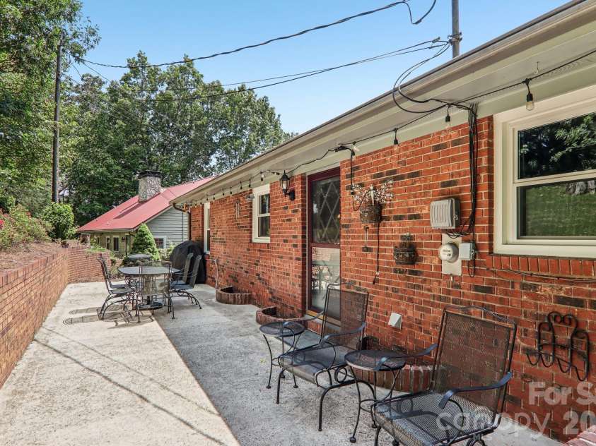 57 Chateau Place, Waynesville, NC 28786.  MLS# CAR4398098, YatesRealty ID 34591. 