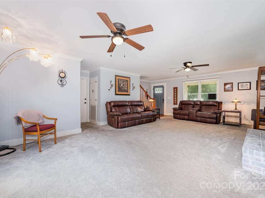 250 Wesley Amaker Road, York, SC 29745.  MLS# CAR4270834, YatesRealty ID 34592. 