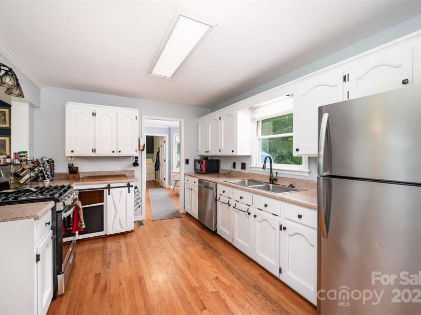 250 Wesley Amaker Road, York, SC 29745.  MLS# CAR4270834, YatesRealty ID 34592. 