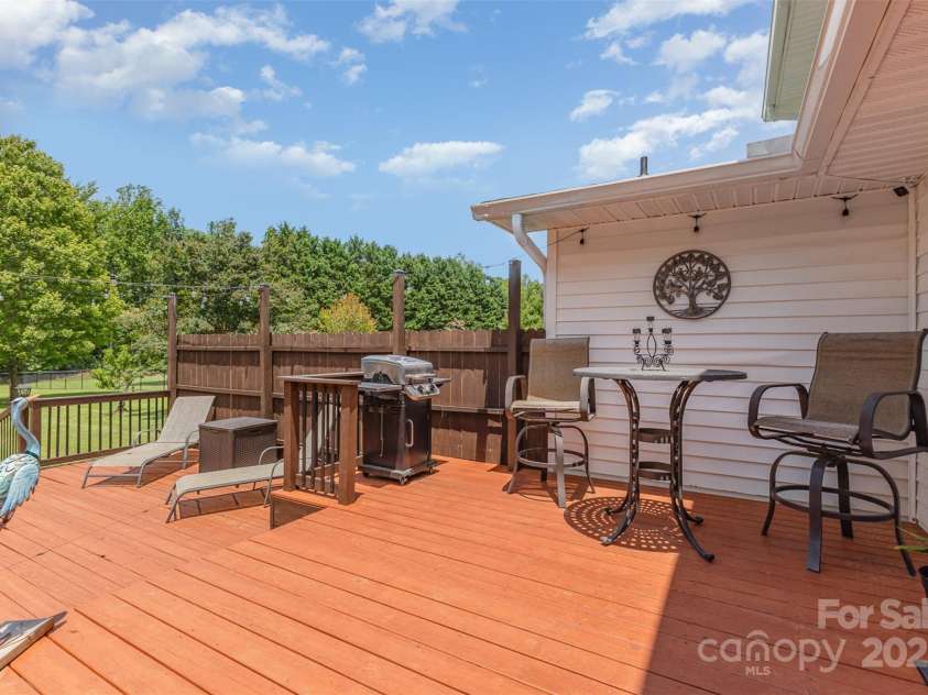 250 Wesley Amaker Road, York, SC 29745.  MLS# CAR4270834, YatesRealty ID 34592. 