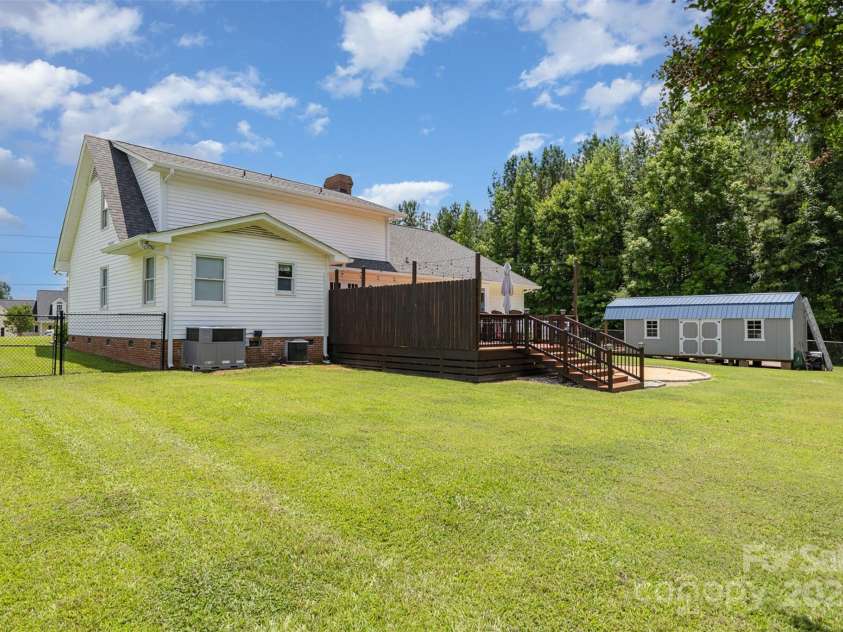 250 Wesley Amaker Road, York, SC 29745.  MLS# CAR4270834, YatesRealty ID 34592. 