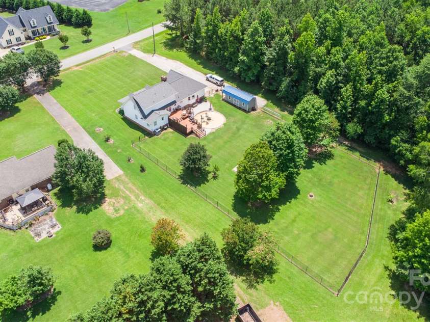 250 Wesley Amaker Road, York, SC 29745.  MLS# CAR4270834, YatesRealty ID 34592. 