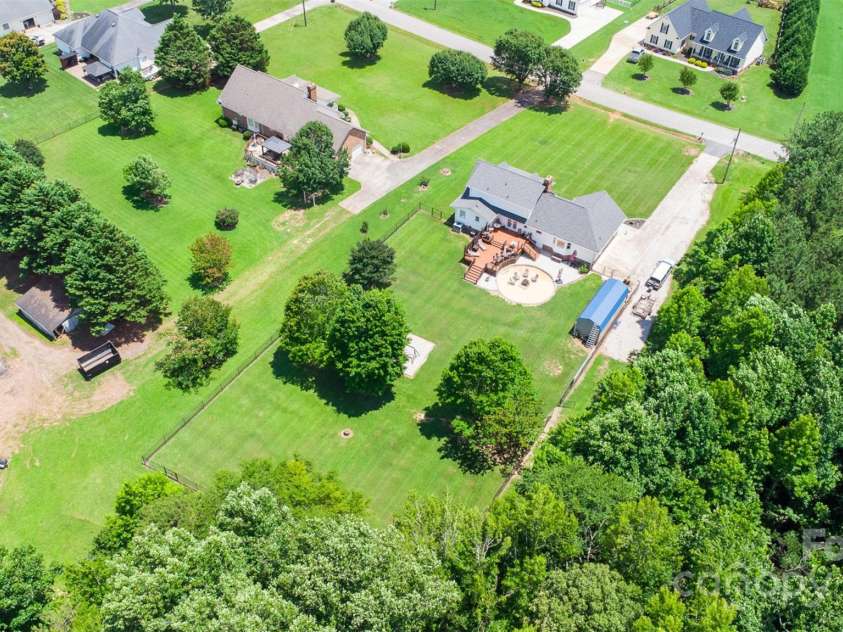 250 Wesley Amaker Road, York, SC 29745.  MLS# CAR4270834, YatesRealty ID 34592. 