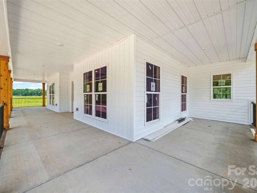 640 Edwards Road, Fort Lawn, SC 29714.  MLS# CAR4398747, YatesRealty ID 34592. 