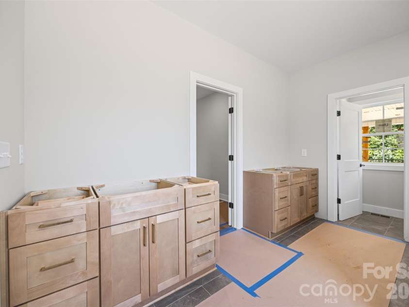 640 Edwards Road, Fort Lawn, SC 29714.  MLS# CAR4398747, YatesRealty ID 34592. Primary bath features dual vanities.