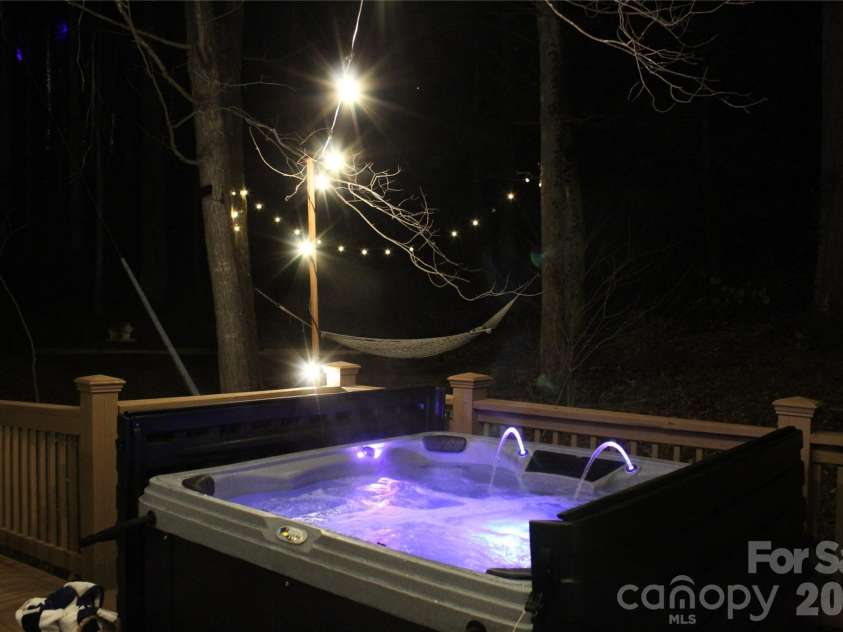 21 Christy Lane, Maggie Valley, NC 28751.  MLS# CAR4397340, YatesRealty ID 34593. 