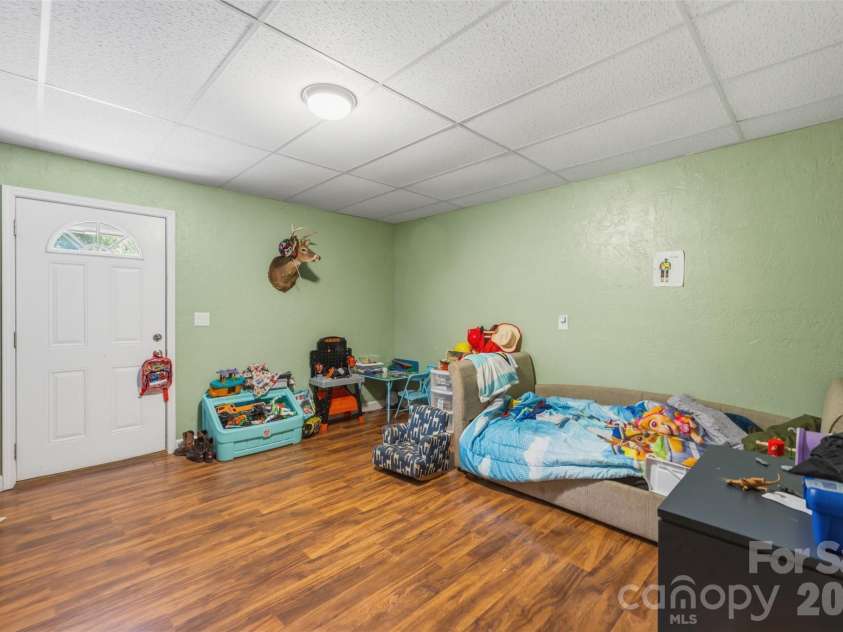 2269 Lee Roy Lane, Lenoir, NC 28645.  MLS# CAR4393336, YatesRealty ID 34595. ADU Bedroom 2