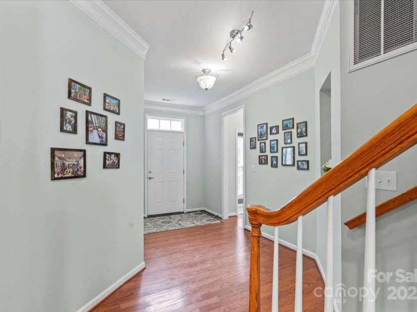 19241 Lake Norman Cove Drive, Cornelius, NC 28031.  MLS# CAR4283303, YatesRealty ID 34596. 