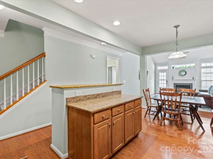 19241 Lake Norman Cove Drive, Cornelius, NC 28031.  MLS# CAR4283303, YatesRealty ID 34596. 