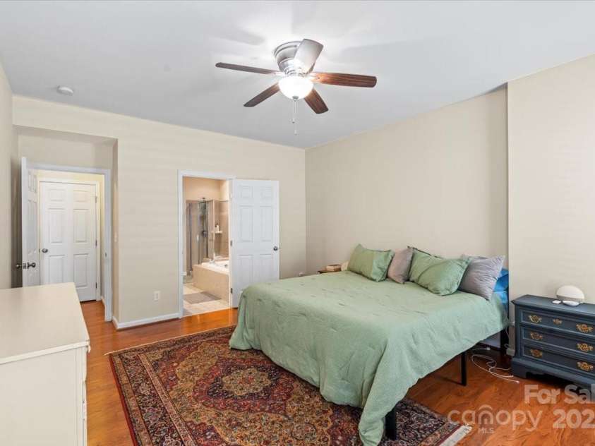 19241 Lake Norman Cove Drive, Cornelius, NC 28031.  MLS# CAR4283303, YatesRealty ID 34596. 