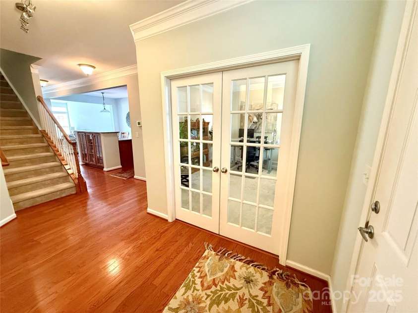 19241 Lake Norman Cove Drive, Cornelius, NC 28031.  MLS# CAR4283303, YatesRealty ID 34596. 