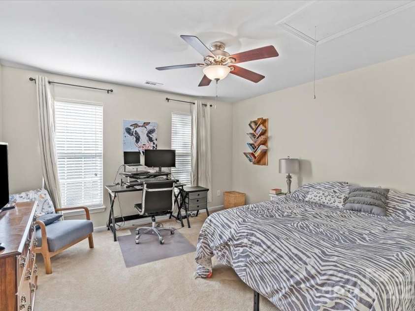 19241 Lake Norman Cove Drive, Cornelius, NC 28031.  MLS# CAR4283303, YatesRealty ID 34596. Guest room 2 w/ large walk in closet
