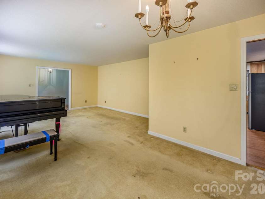 236 Heritage Place, Mooresville, NC 28115.  MLS# CAR4393335, YatesRealty ID 34596. 