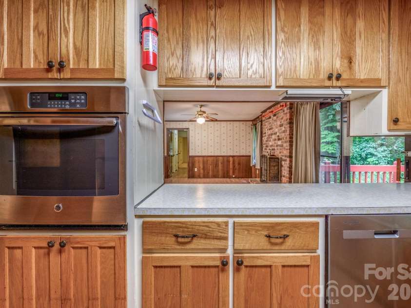 236 Heritage Place, Mooresville, NC 28115.  MLS# CAR4393335, YatesRealty ID 34596. 