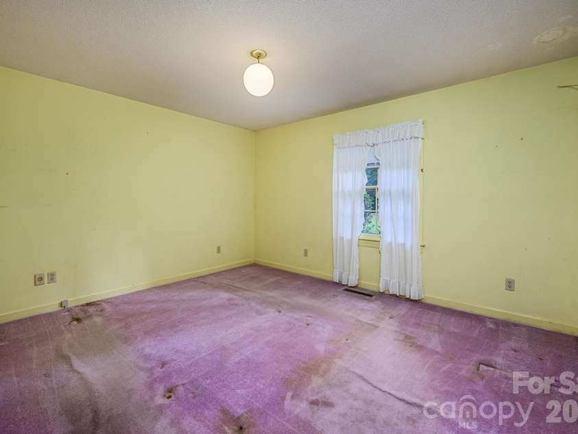 236 Heritage Place, Mooresville, NC 28115.  MLS# CAR4393335, YatesRealty ID 34596. 