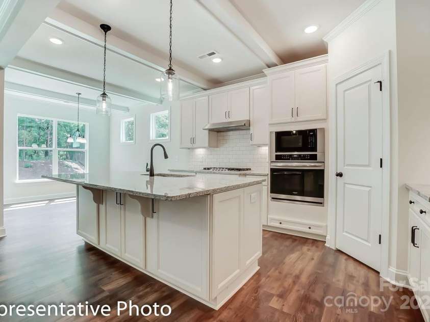1426 Crooked Stick Drive, Rock Hill, SC 29730.  MLS# CAR4295702, YatesRealty ID 34597. 