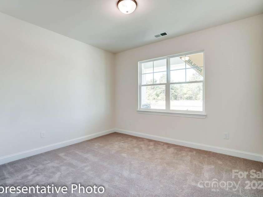 1426 Crooked Stick Drive, Rock Hill, SC 29730.  MLS# CAR4295702, YatesRealty ID 34597. 