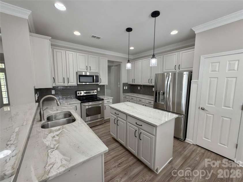 5000 Joyful Noise Lane, Indian Trail, NC 28079.  MLS# CAR4394889, YatesRealty ID 34597. 