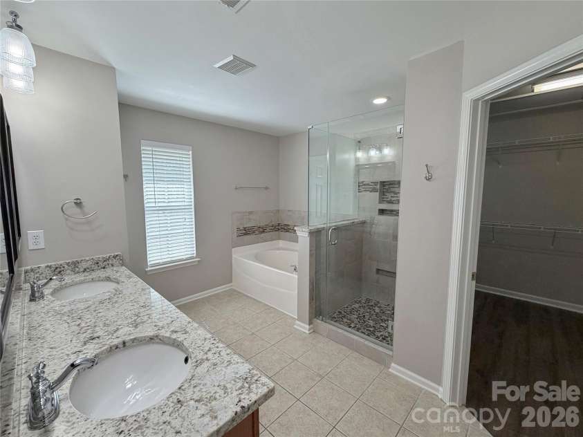 5000 Joyful Noise Lane, Indian Trail, NC 28079.  MLS# CAR4394889, YatesRealty ID 34597. 