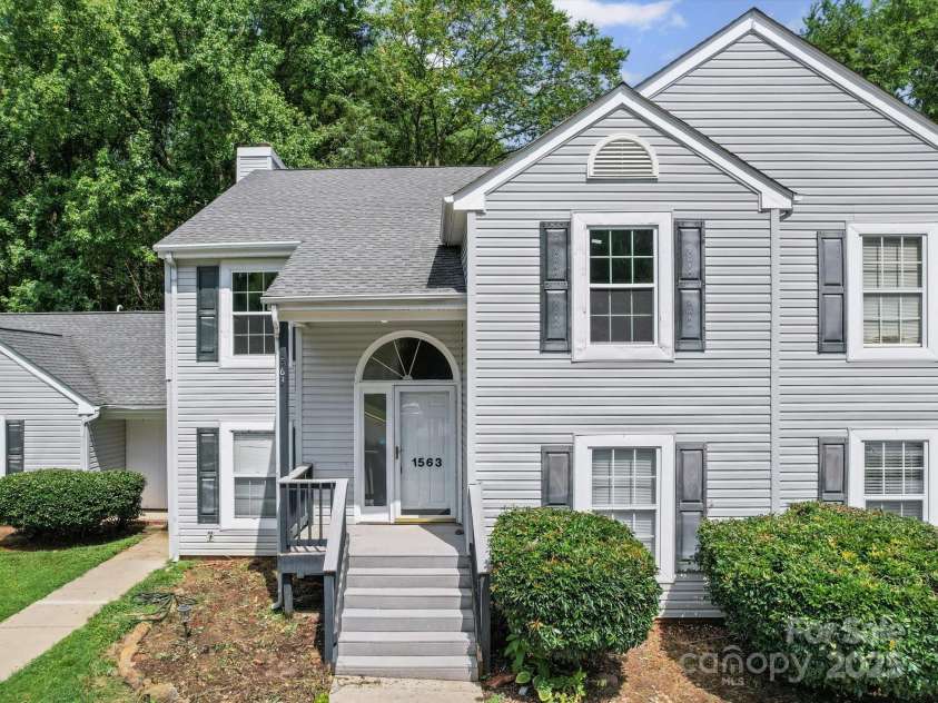 1563 Hunt Club Court, Rock Hill, SC 29732.  MLS# CAR4286943, YatesRealty ID 34598. 