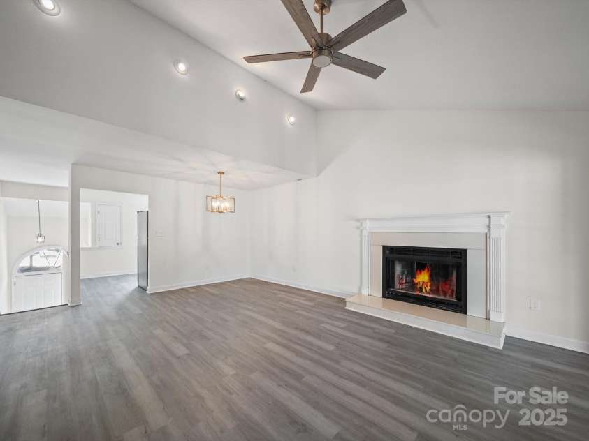 1563 Hunt Club Court, Rock Hill, SC 29732.  MLS# CAR4286943, YatesRealty ID 34598. 