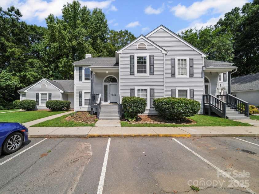 1563 Hunt Club Court, Rock Hill, SC 29732.  MLS# CAR4286943, YatesRealty ID 34598. 