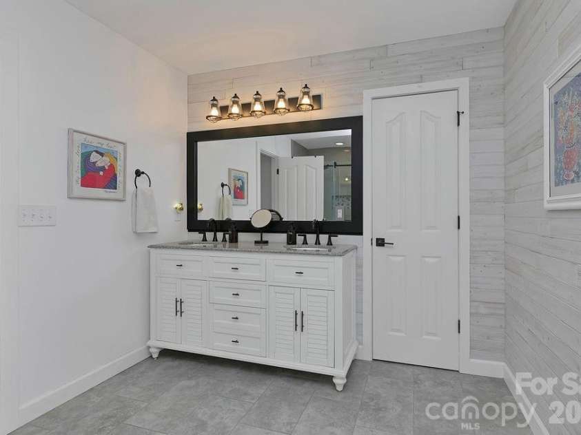 3125 Connestee Trail, Brevard, NC 28712.  MLS# CAR4396358, YatesRealty ID 34599. Ship lap & tasteful updates