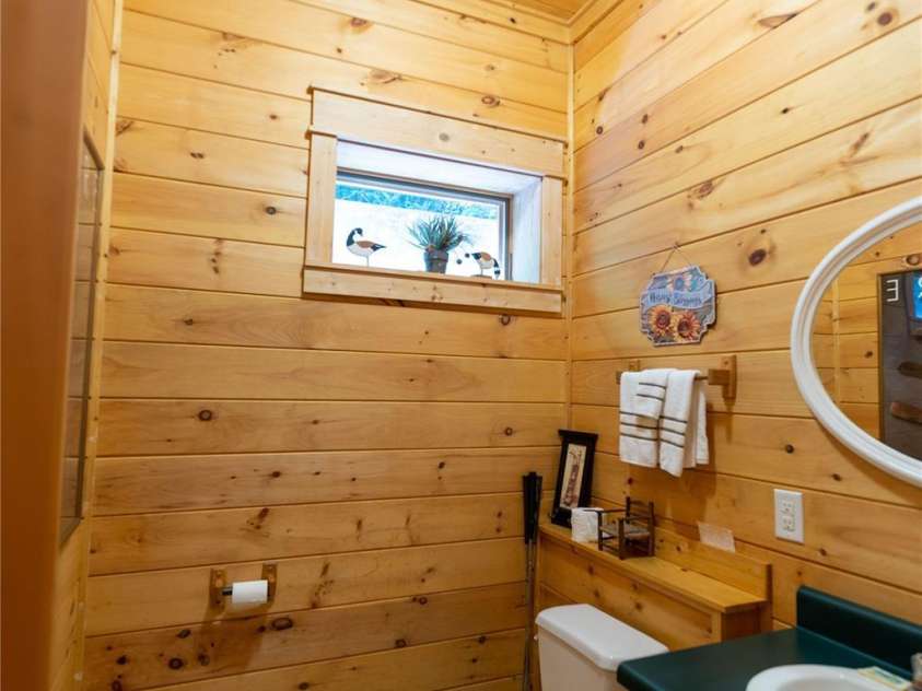 120 Brookwood Lane, Burnsville, NC 28714.  MLS# CAR4047789, YatesRealty ID 346. 