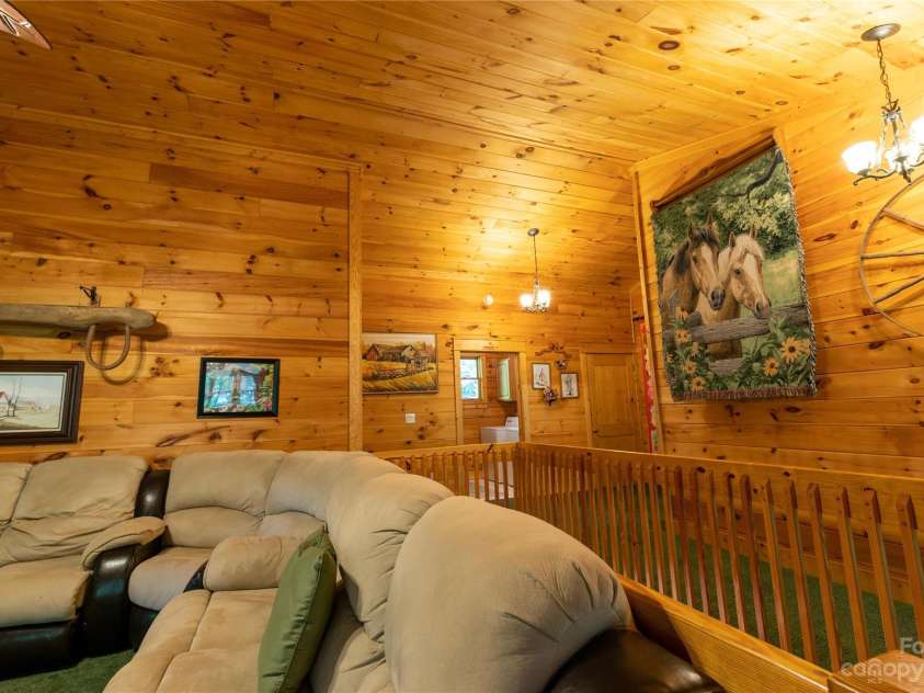 120 Brookwood Lane, Burnsville, NC 28714.  MLS# CAR4047789, YatesRealty ID 346. 