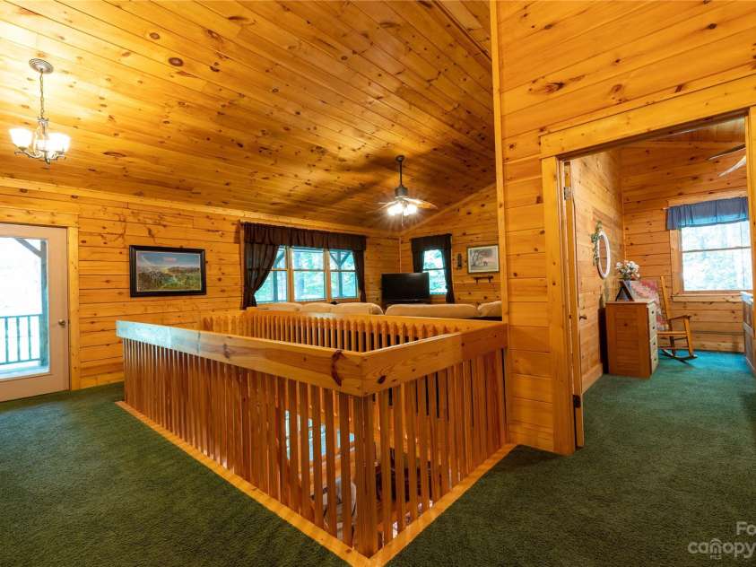 120 Brookwood Lane, Burnsville, NC 28714.  MLS# CAR4047789, YatesRealty ID 346. 