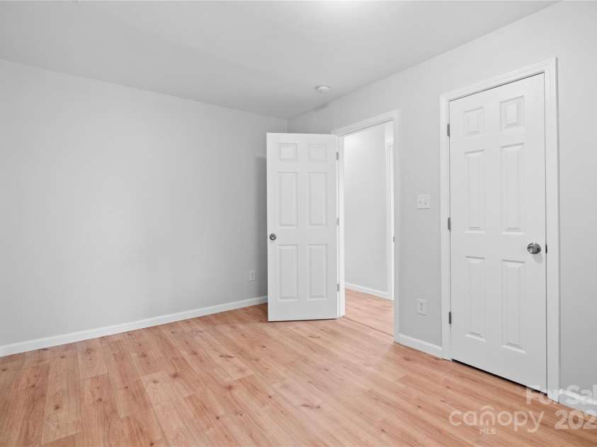 648 Scotts Creek Road, Statesville, NC 28625.  MLS# CAR4298901, YatesRealty ID 346. #3