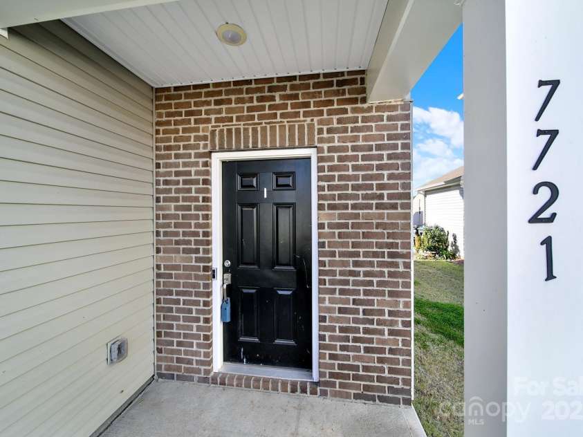 7721 Sea Turtle Way, Lancaster, SC 29720.  MLS# CAR4317421, YatesRealty ID 3460. 