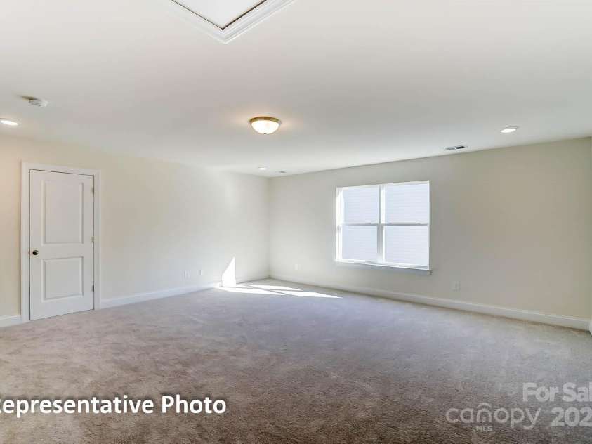 1392 Crooked Stick Drive, Rock Hill, SC 29730.  MLS# CAR4295518, YatesRealty ID 34600. 