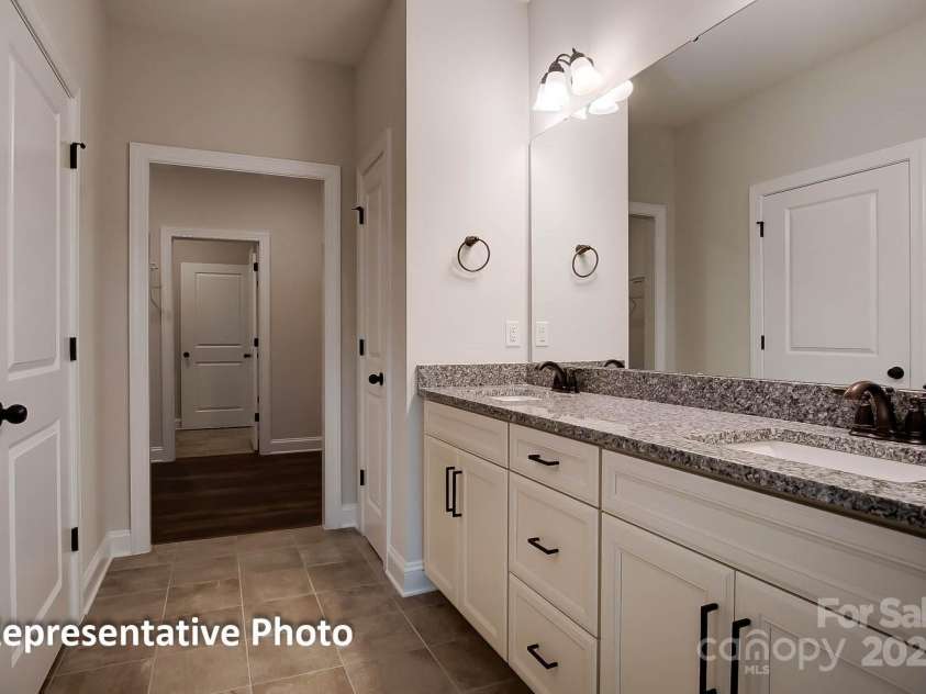 1412 Crooked Stick Drive, Rock Hill, SC 29730.  MLS# CAR4295552, YatesRealty ID 34601. 