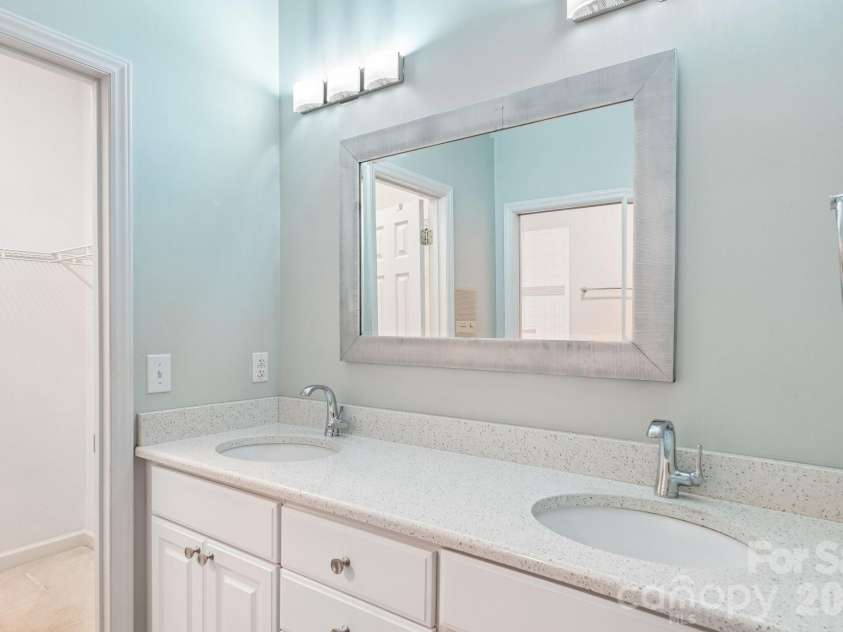 165 Prestwood Lane, Mooresville, NC 28117.  MLS# CAR4384805, YatesRealty ID 34603. 