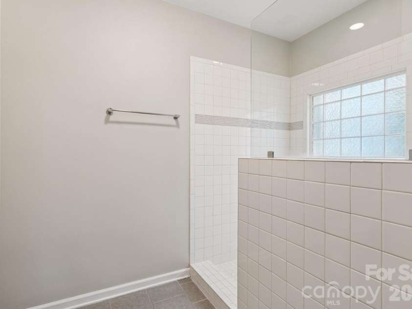 165 Prestwood Lane, Mooresville, NC 28117.  MLS# CAR4384805, YatesRealty ID 34603. 