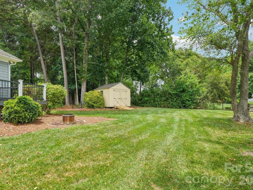 165 Prestwood Lane, Mooresville, NC 28117.  MLS# CAR4384805, YatesRealty ID 34603. 