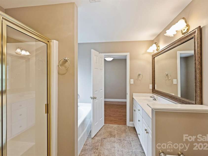 2008 Galena Chase Drive, Indian Trail, NC 28079.  MLS# CAR4283311, YatesRealty ID 34603. 