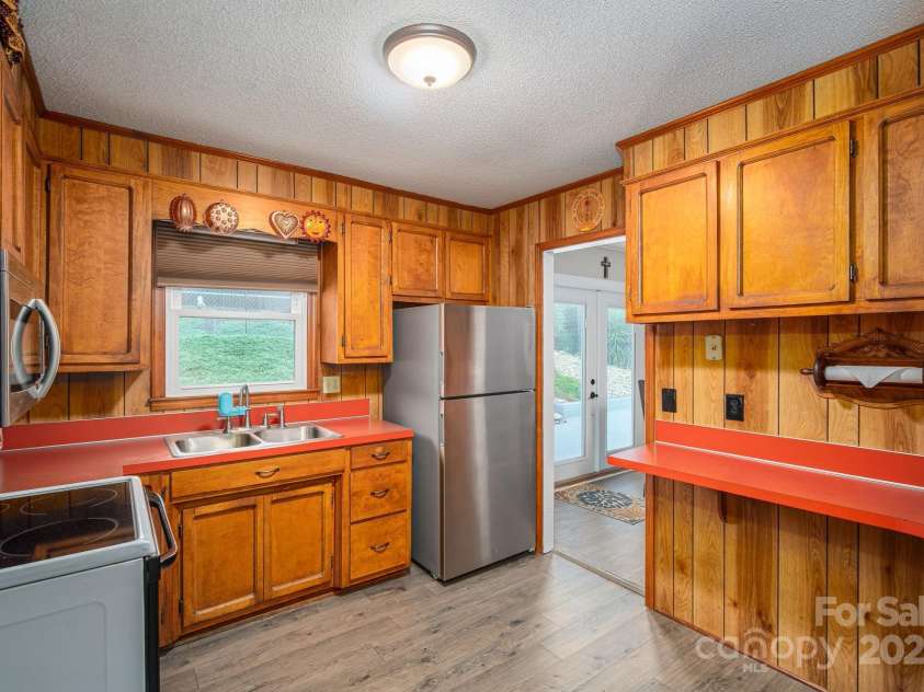 3076 Gates Road, Lincolnton, NC 28092.  MLS# CAR4282159, YatesRealty ID 34605. 