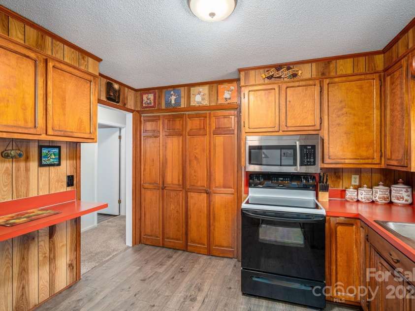 3076 Gates Road, Lincolnton, NC 28092.  MLS# CAR4282159, YatesRealty ID 34605. 