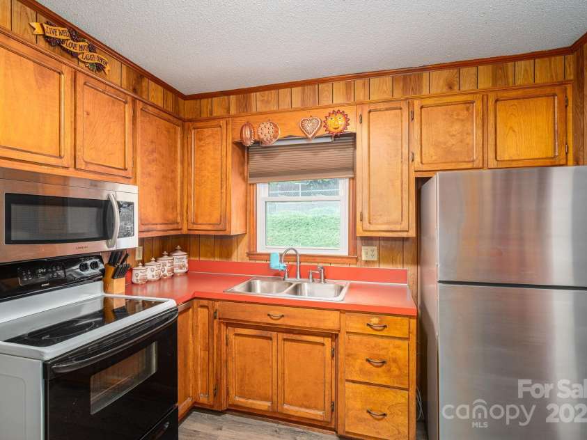 3076 Gates Road, Lincolnton, NC 28092.  MLS# CAR4282159, YatesRealty ID 34605. 