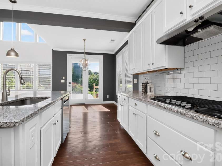 6071 Drave Lane, Fort Mill, SC 29715.  MLS# CAR4391060, YatesRealty ID 34605. 